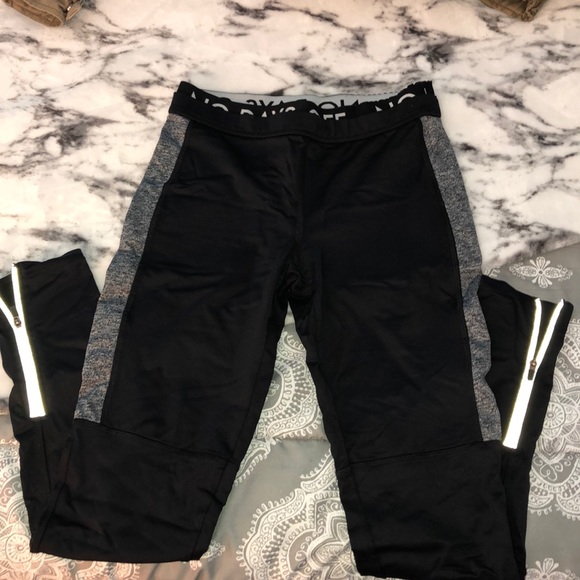 Forever 21 Pants - Forever 21 Workout Leggings